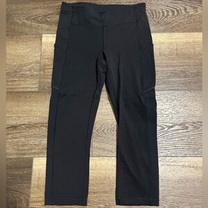 Lululemon size 6 crops